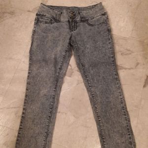Ymi wanna betta butt jeans size 7